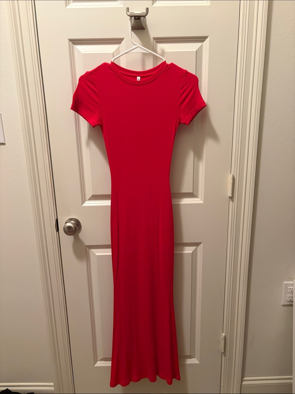 Women's Red Short-Sleeve Maxi Dress